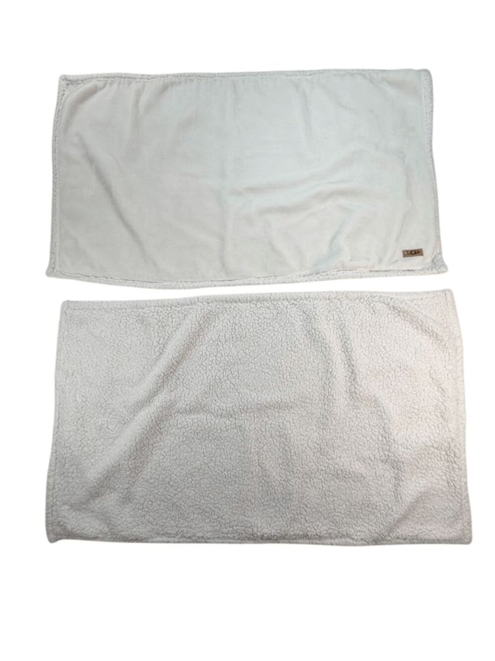 UGG King Pillow Shams Set of 2 White Plush Sherpa Reversible Soft Bedding EUC